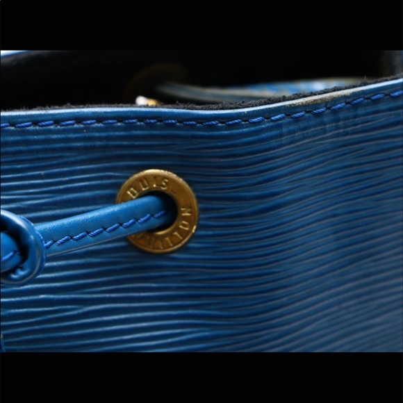 Luis Vuitton bucket bag - Picture 9 of 9